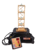 Photo de EQˢ Tremor Table